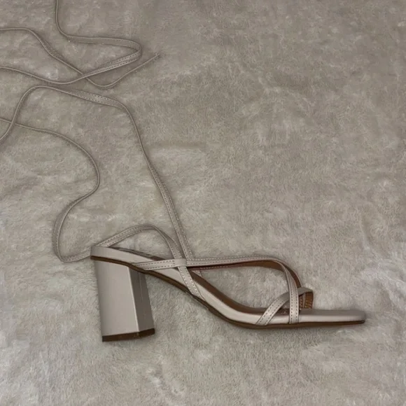 DV Dolce Vita Haze Strappy Lace-Up Block-Heel Sandals - Picture 4 of 14